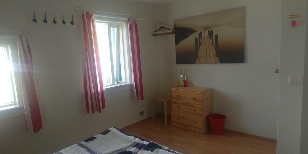 East Iceland Homestay Eskifjorthur Экстерьер фото